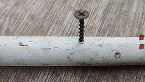 капельный полив из трубы и саморезов