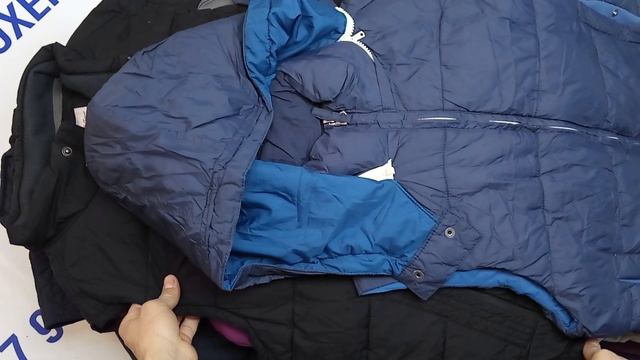 Мешок № 2814 . Жилетки. Австрия. Арт 3098. Вес 18кг. Кол-во 36шт смотреть онлайн