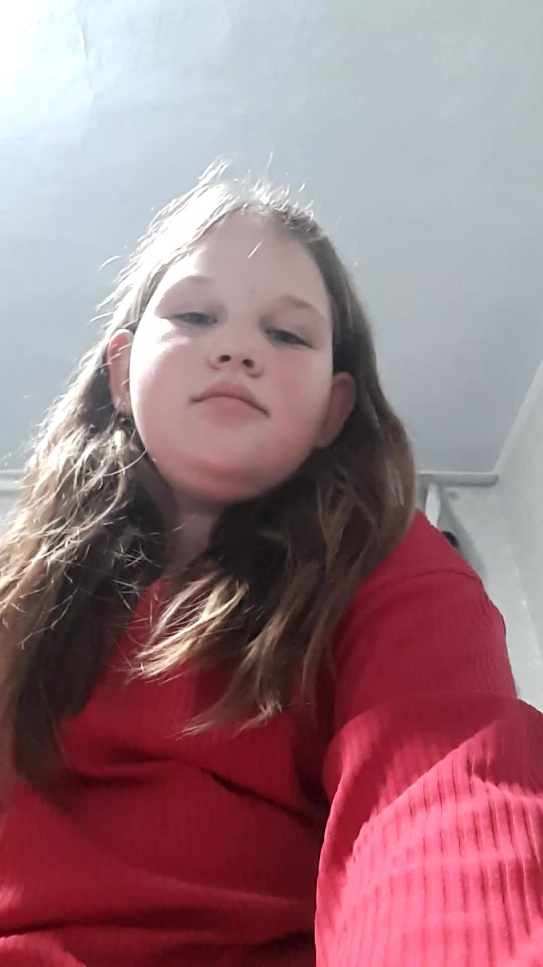 Hi
