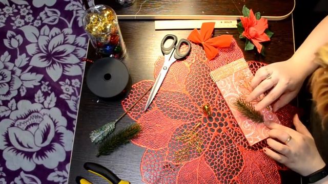 Новогодняя шоколадница с цветком Пуансеттии. смотреть онлайн