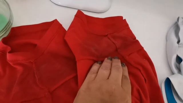 Как вывести жёлтые пятна от пота на одежде! смотреть онлайн