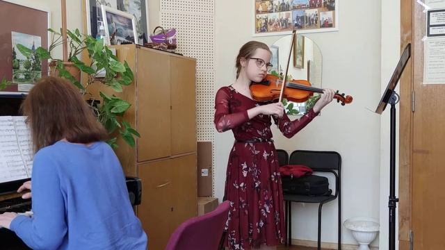 А. Новиков ''Смуглянка''. Исполняет Бокарева Евдокия 11 лет смотреть онлайн