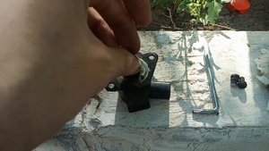 Чистка дроссельной заслонки и клапана холостого хода