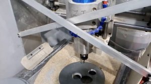 Нарезка мелкой резьбы на большем диаметре