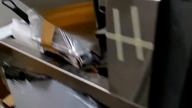 Начало сборки, настройки, установки оборудования ресторана KFC смотреть онлайн