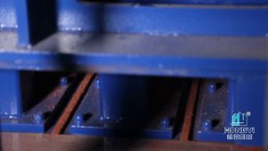 Автоматическая линия производства тротуарной плитки, бордюрных блоков на базе вибропресса T2000