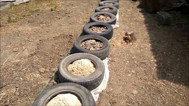 Фундамент из покрышек / Стройка-Ремонт