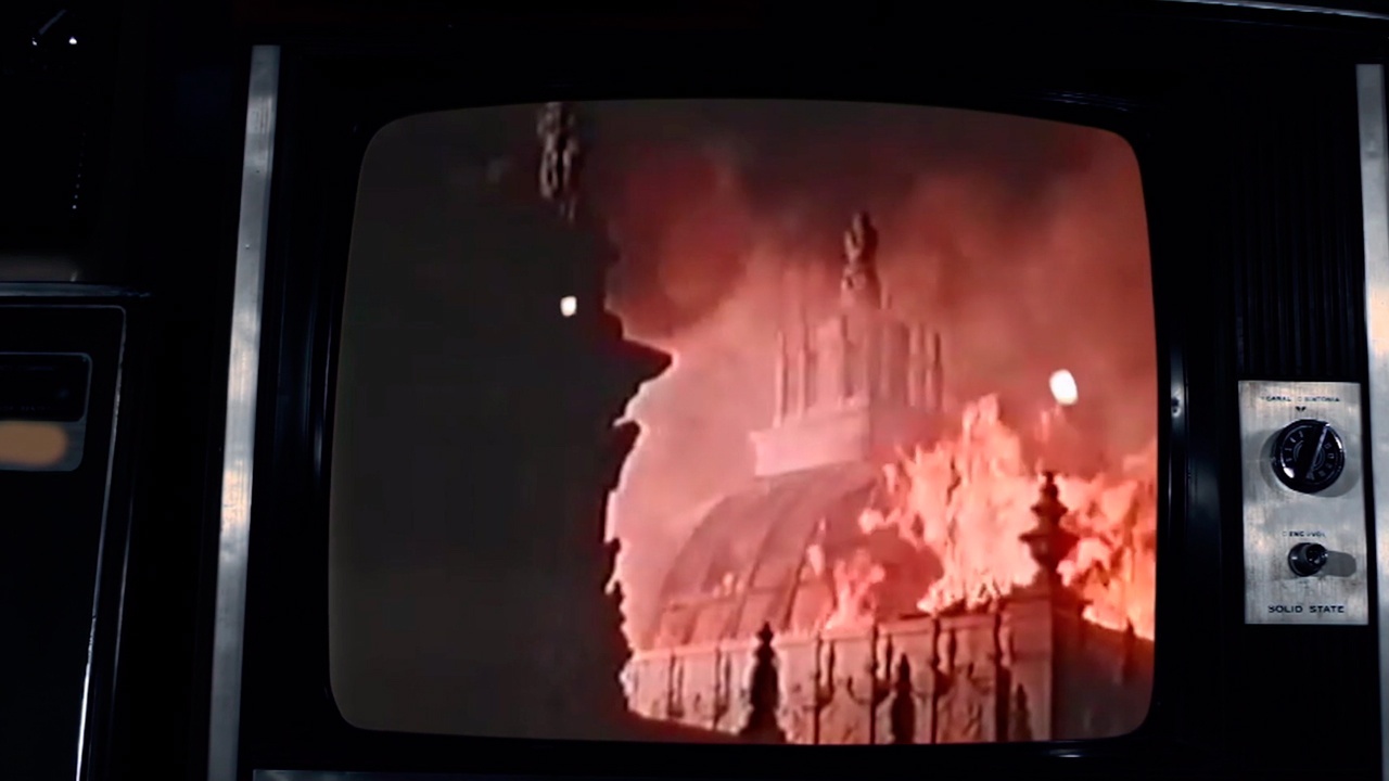 Поджог Рейхстага и «огонь» майдана. Поиск точки возгорания