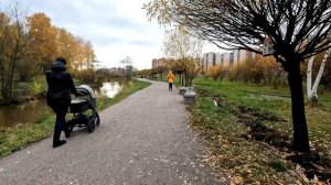 Осенний парк Оккервиль. прогулка по парку 19 10 2022 / Autumn park Okkervil. walk in the park