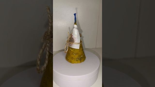 Колдовская свеча для Очищающих  ритуалов со Зверобоем-травой Счастья.