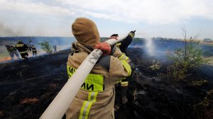 Ликвидация природных пожаров в Дубовском и Среднеахтубинском районах Волгоградской области