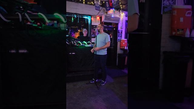 Falling - Harry Styles смотреть онлайн