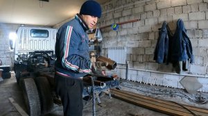 Загнали японского грузовика, ремонт.