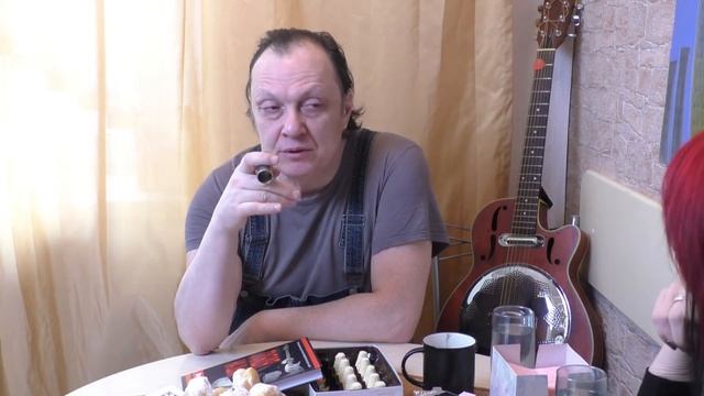 Макс Ильин о том, откуда взялось название группы "Собаки Качалова"
