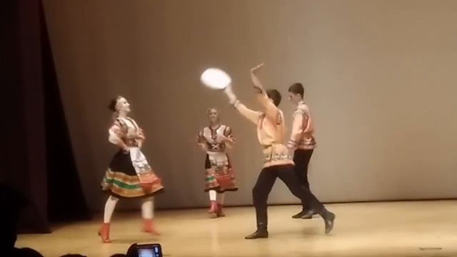 러시아 공연!!! (스텝보소) 뭐지 -_-; (-_ど)(5) смотреть онлайн