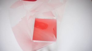 Как упаковать подарок в прозрачную плёнку I Как упаковать готовое изделие в слюду