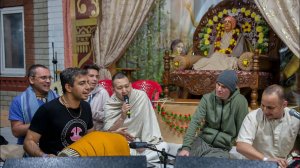 Садху санга - Мукунда прабху - киртан