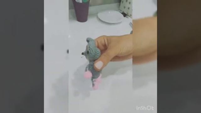 вязаный  брелок -мышка крючком , амигуруми