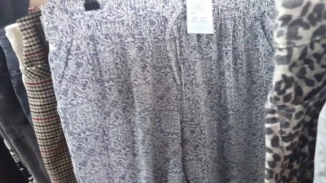 СЕКОНД ХЕНД. СКИДКА 70%. ЧТО КУПИТЬ НА РАСПРОДАЖЕ?