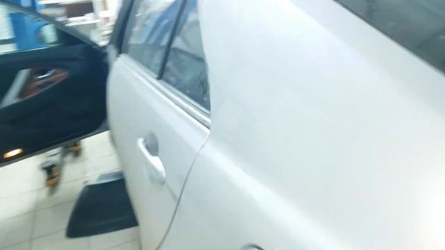 Toyota Camry v40. Замена троса замка багажника. Заметки. смотреть онлайн