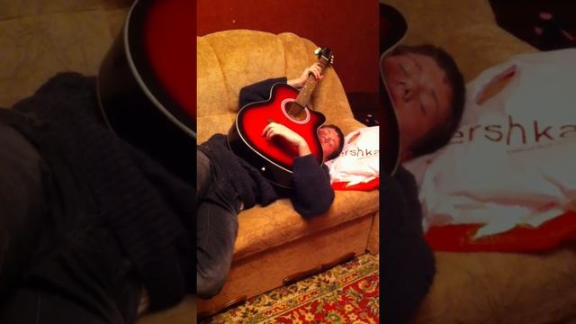 Сумасшедший гитарюга смотреть онлайн