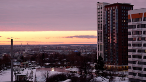 Весенний закат после снегопада. Улица Барминская. Нижний Новгород.