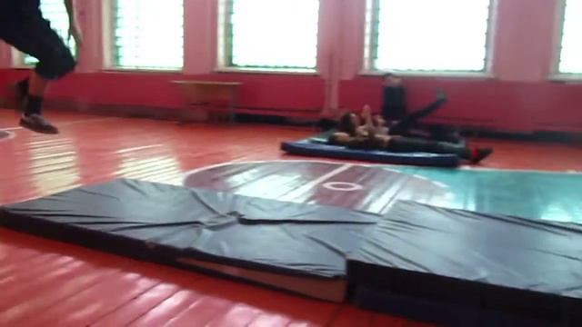 Что нужно делать на физкультуре :Р смотреть онлайн