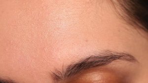 (RUS) ТЕСТИРУЮ ТОН CHANEL ULTRA LE TEINT FOUNDATION В ОТТЕНКЕ B10 // ПЕРВЫЕ ВПЕЧАТЛЕНИЯ + МАКРО-ФОТ