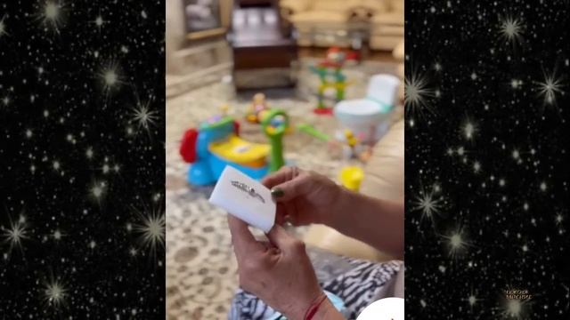 Счастливая бабушка! Мама покойной Жанны Фриске расцвела рядом с маленькой внучкой смотреть онлайн