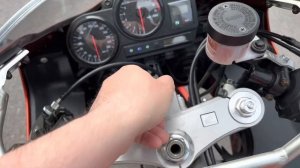 Honda CBR 900RR Fireblade - 1998 , Walkaround and Start Up