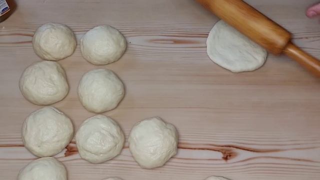 Нежнейшие булочки с начинкой! Очень вкусный рецепт!