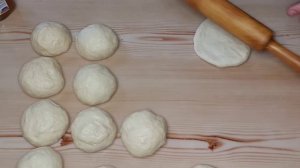 Нежнейшие булочки с начинкой! Очень вкусный рецепт!