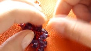 Гроздь из бусин и бисера. Мастер класс бисер для начинающих. Часть 2