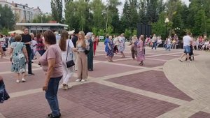 Семечки это не варенички! Белгород - парк победы.