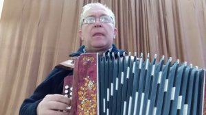 Поздравление женщин с Днем матери, песня "Над рекою село".