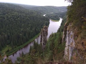 Усьвинский ''Чертов палец'' с памятника природы ''Усьвинские столбы'' на реке Усьва