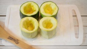 Кабачки, фаршированные мясом и рисом