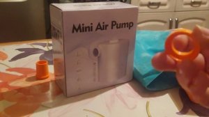 насос для надувных матрасов .накачивает и скачивает за 5-7 минут