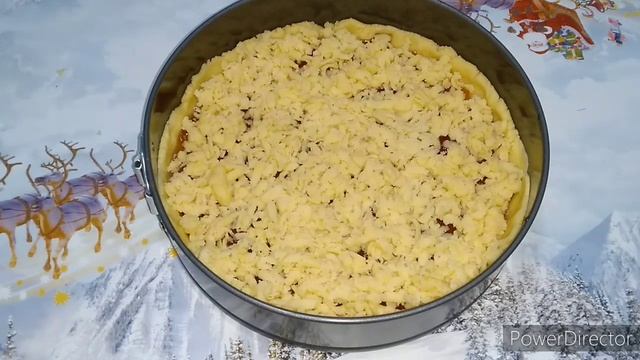 Кучерявый пирог с повидлом
