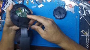 JBL TUNE 750BTNC Disassembly