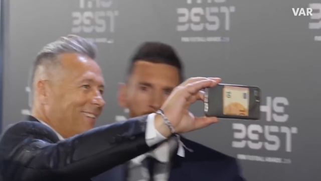 Роналду намекнул на ЗАВЕРШЕНИЕ КАРЬЕРЫ! Интервью Криштиану! смотреть онлайн