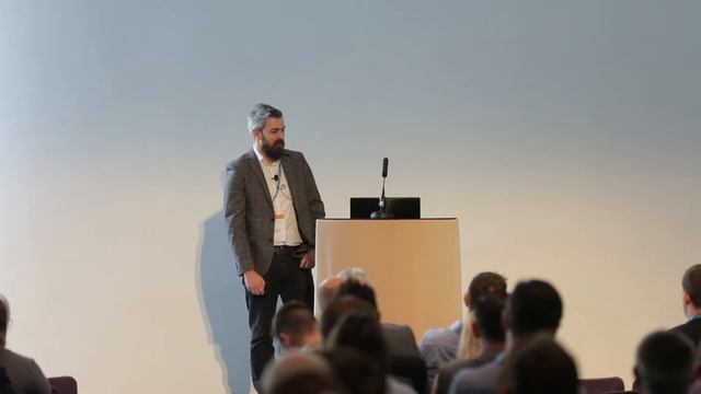 Hamstrung SEO: How to Attain Confidence and Trust in a Larger Business смотреть онлайн