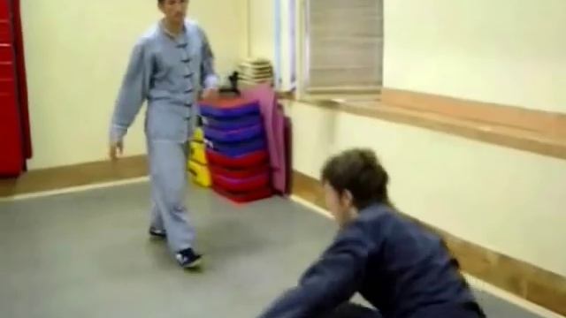 Клуб боевых искусств. Занятия ушу. http://www.chuan-shu.ru/ смотреть онлайн