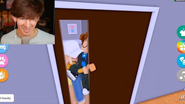 I used Roblox admin to SWITCH THE GRAVITY смотреть онлайн