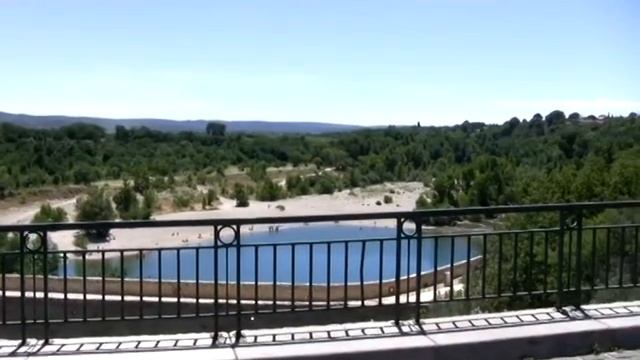 Пляж на берегу Эро. Юг Франции/ Beach on the banks of the Herault. South of France. смотреть онлайн