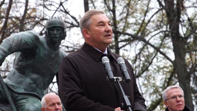 Открытие памятника Валерию Харламову смотреть онлайн