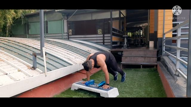 WEEK 7 DAY 3 BACK & BICEPS #CIRCUITTRAINING15MINUTES #hometraining #gym #trending #workout смотреть онлайн