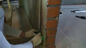 Как грамотно штукатурить стены по металлическим маякам