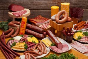 Колбаса, я обожаю этот продукт в любое время года и дня. История создания колбасы.mp4
