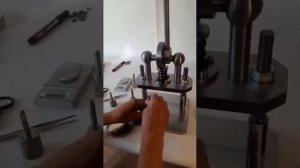 Пресс вертикальный, ручной  настольный
